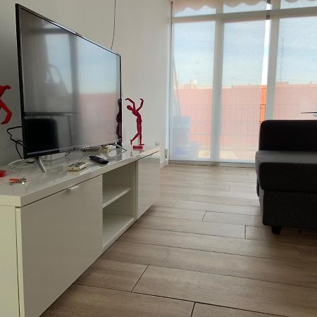 Appartamento Apartamento Situado A 10 Minutos De Opera Madrid Esterno foto