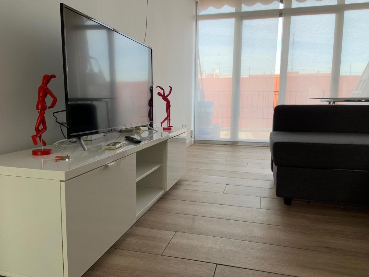 Appartamento Apartamento Situado A 10 Minutos De Opera Madrid Esterno foto